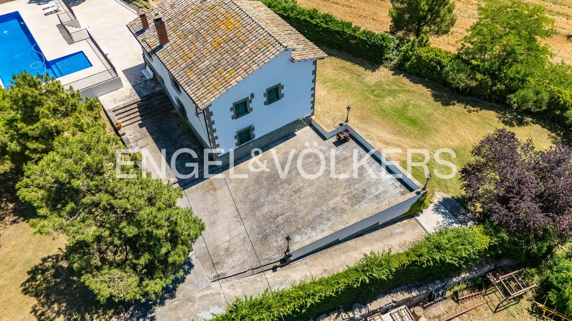 Finca rústica en venda en Sant Feliu Sasserra amb Calefacció, Terrassa i Piscina