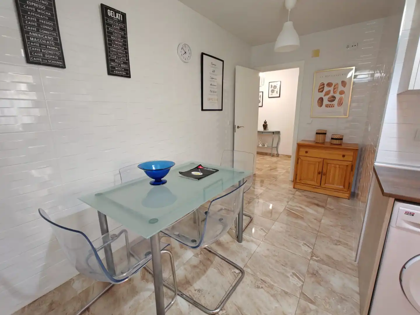 Wohnung zur Miete in Calle Nápoles, Sur - PAU 4