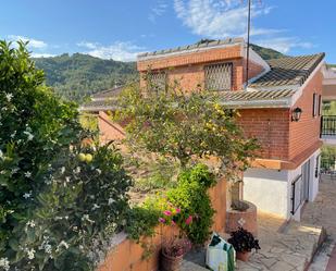 Vista exterior de Casa o xalet en venda en Torrelles de Foix amb Aire condicionat, Terrassa i Balcó