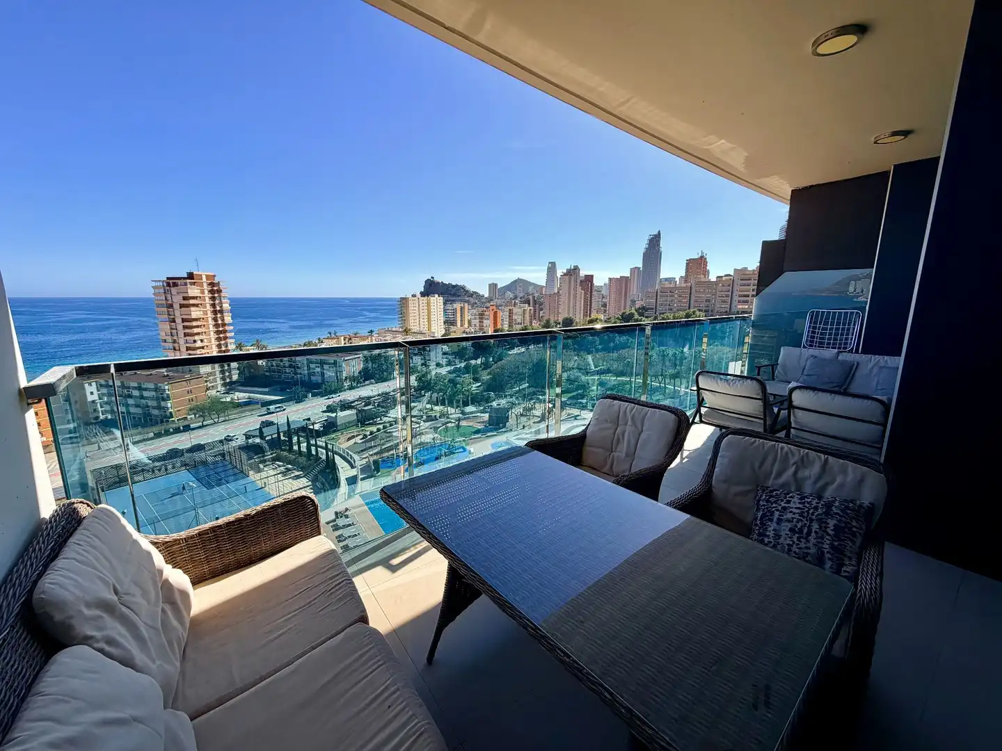 Apartment with pool for sale in Playa de Poniente, imagen 5