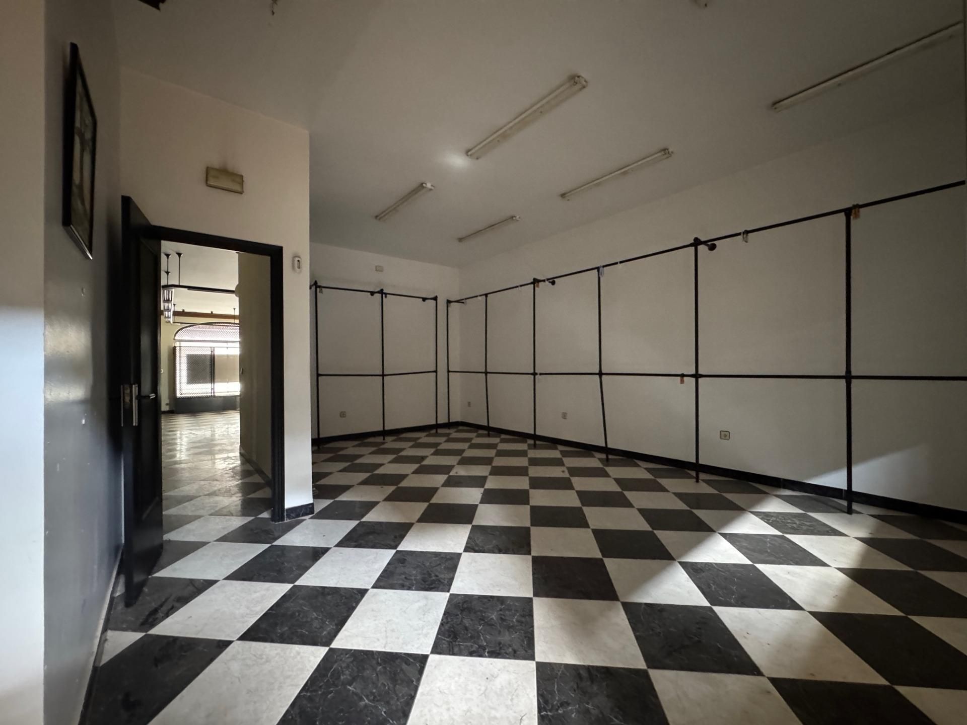 Building for sale in La Zarza (Badajoz)