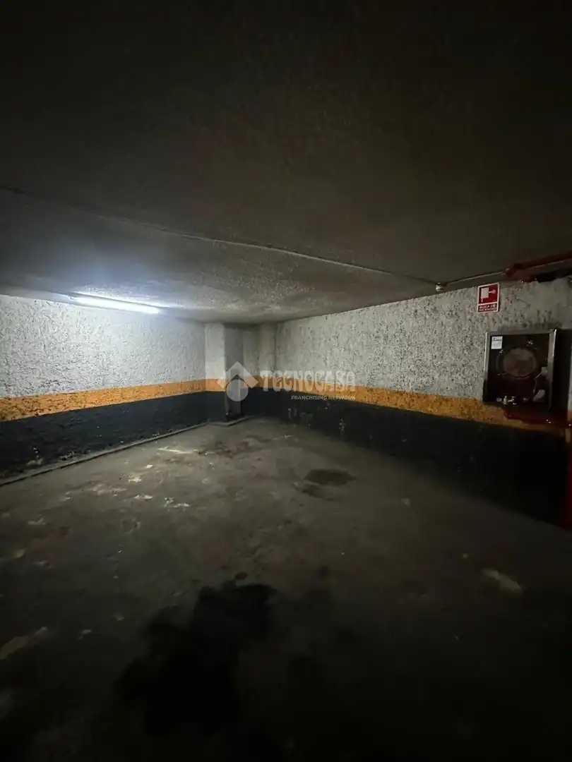 Einzelparkplatz mit Aufzug zum Verkauf in Chamberí, imagen 3