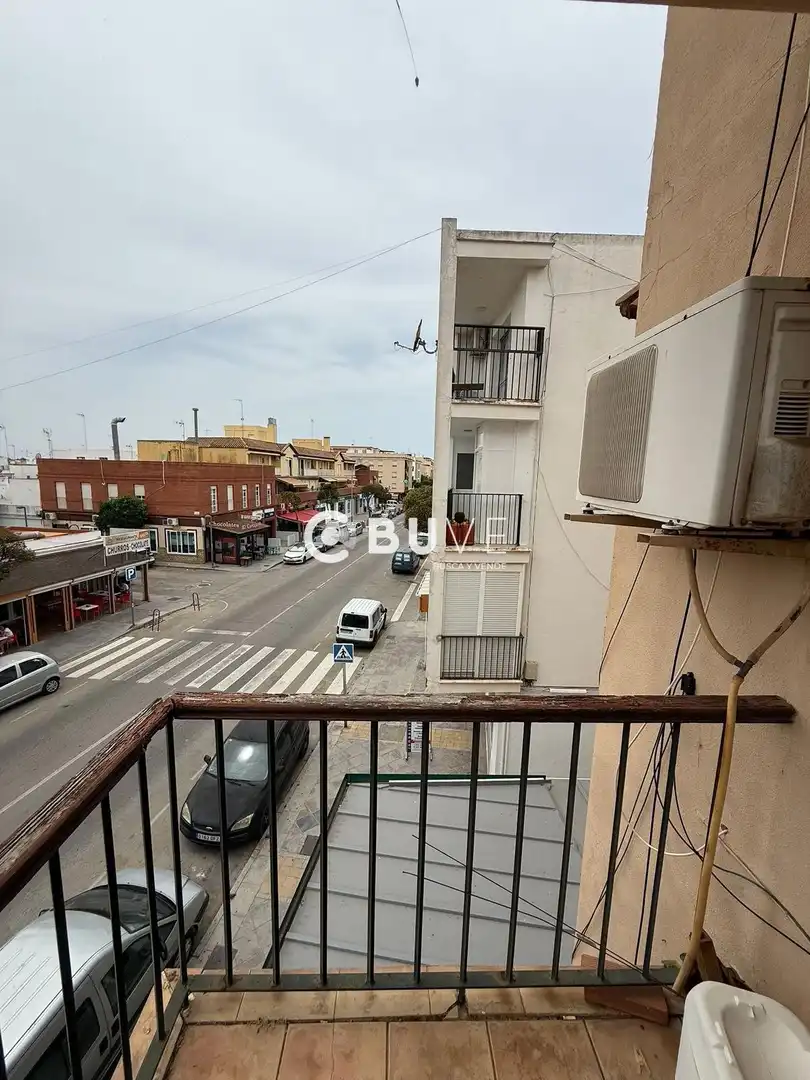 Vista exterior de Piso en venta en Chipiona con Aire acondicionado, Terraza y Alarma