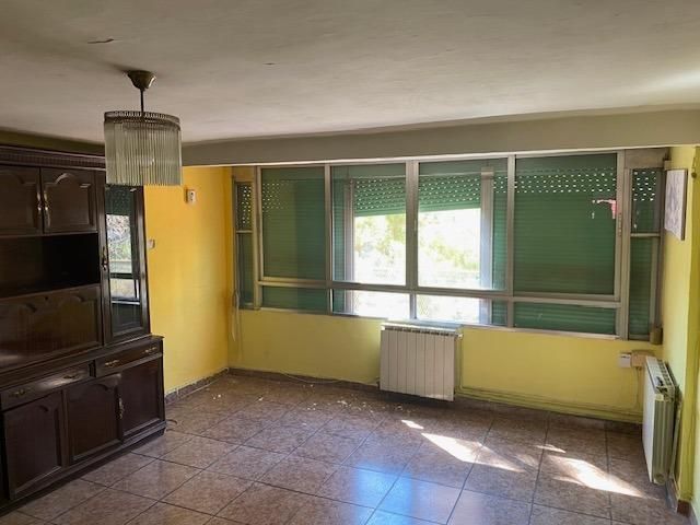 Piso en venta en Calle MARQUESA DE SILVELA, Moscardó, Usera