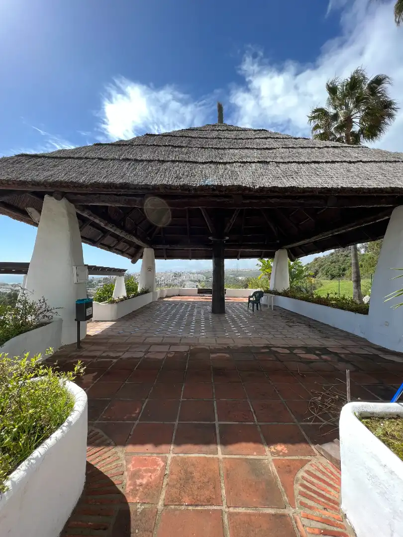 Terrasse von Wohnung zum Verkauf in Manilva mit Klimaanlage, Terrasse und Möbliert