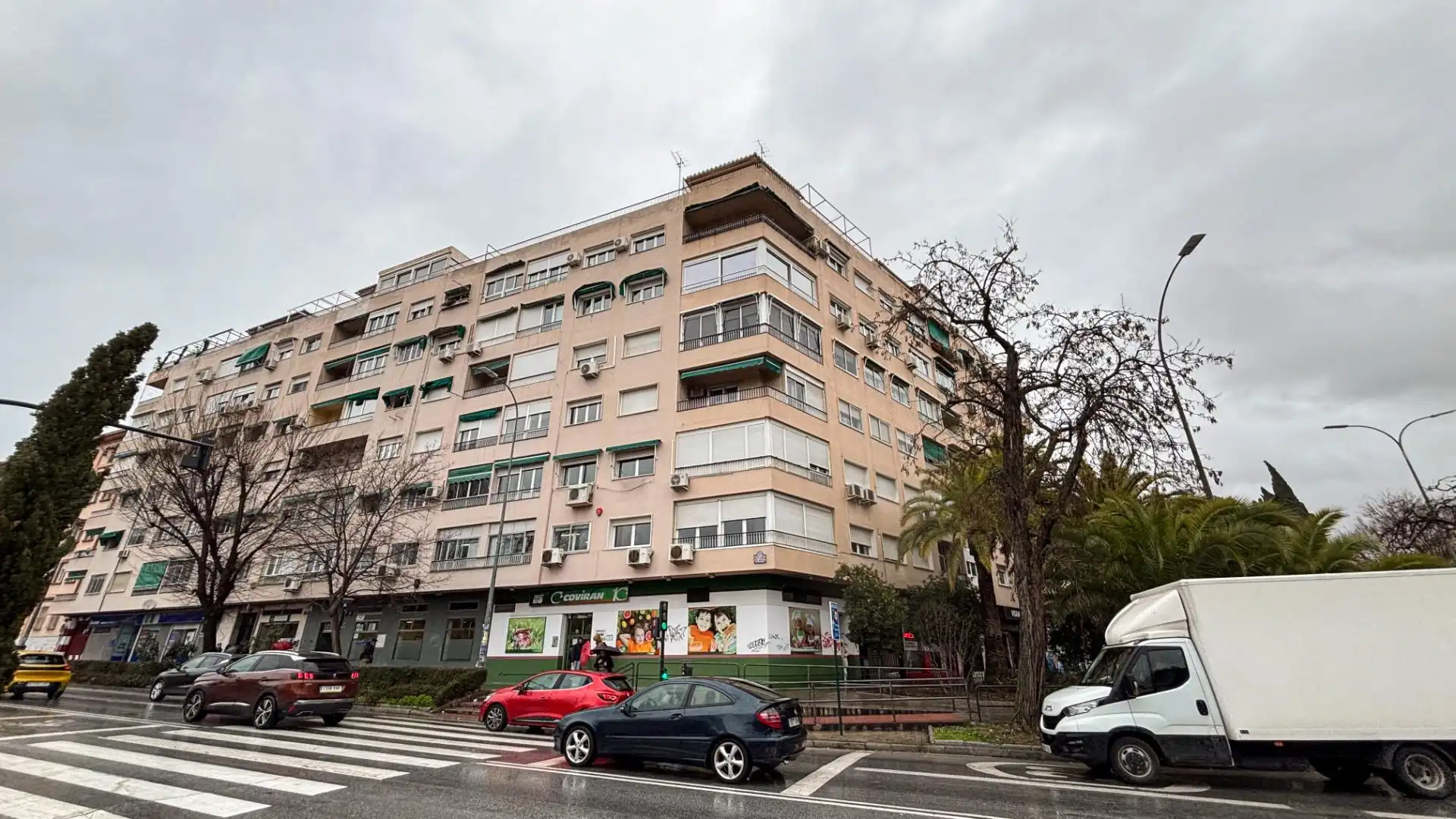 Vista exterior de Piso en venta en Granada con Aire acondicionado y Calefacción
