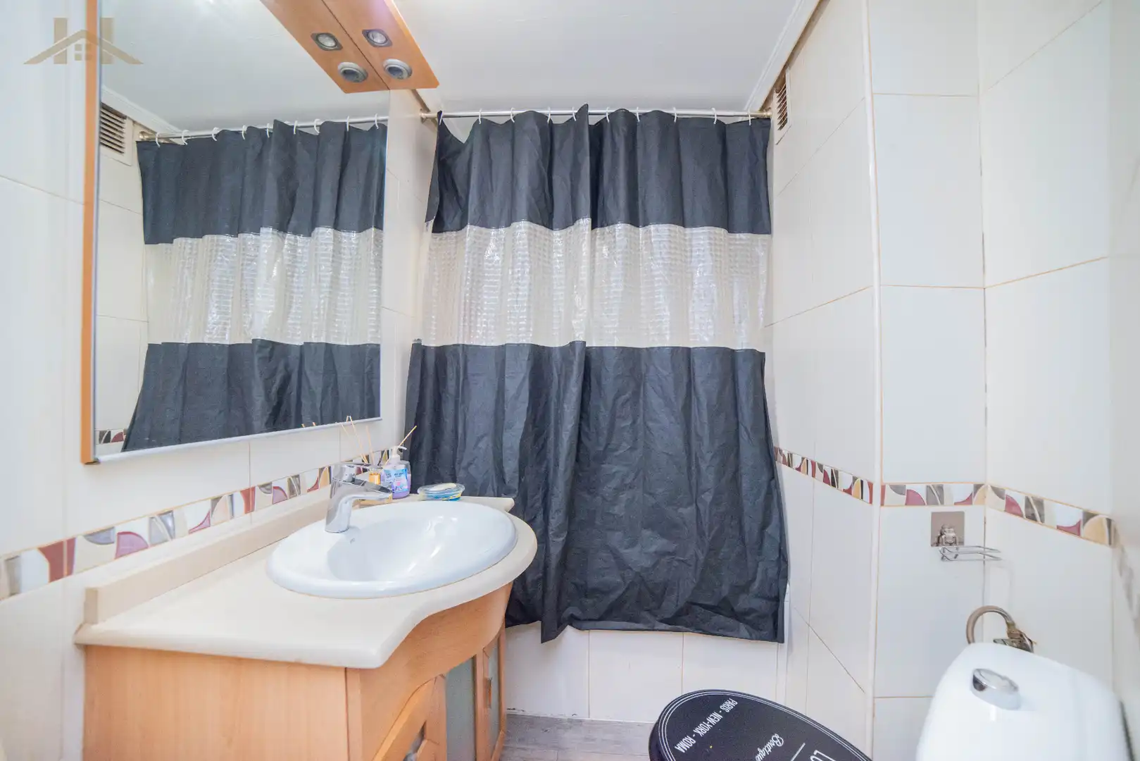 Baño de Piso en venta en Fuenlabrada con Aire acondicionado, Calefacción y Parquet