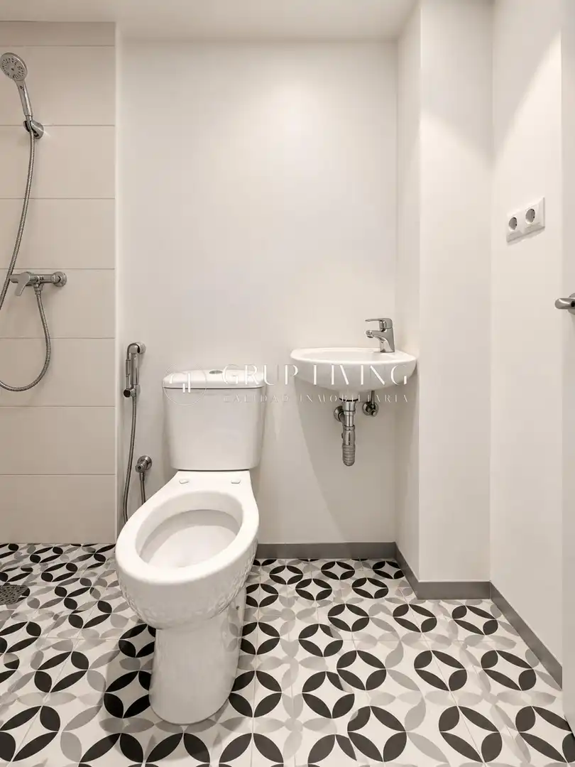 Bathroom of Commercial properties for rent in Els Molins - Pins Vens