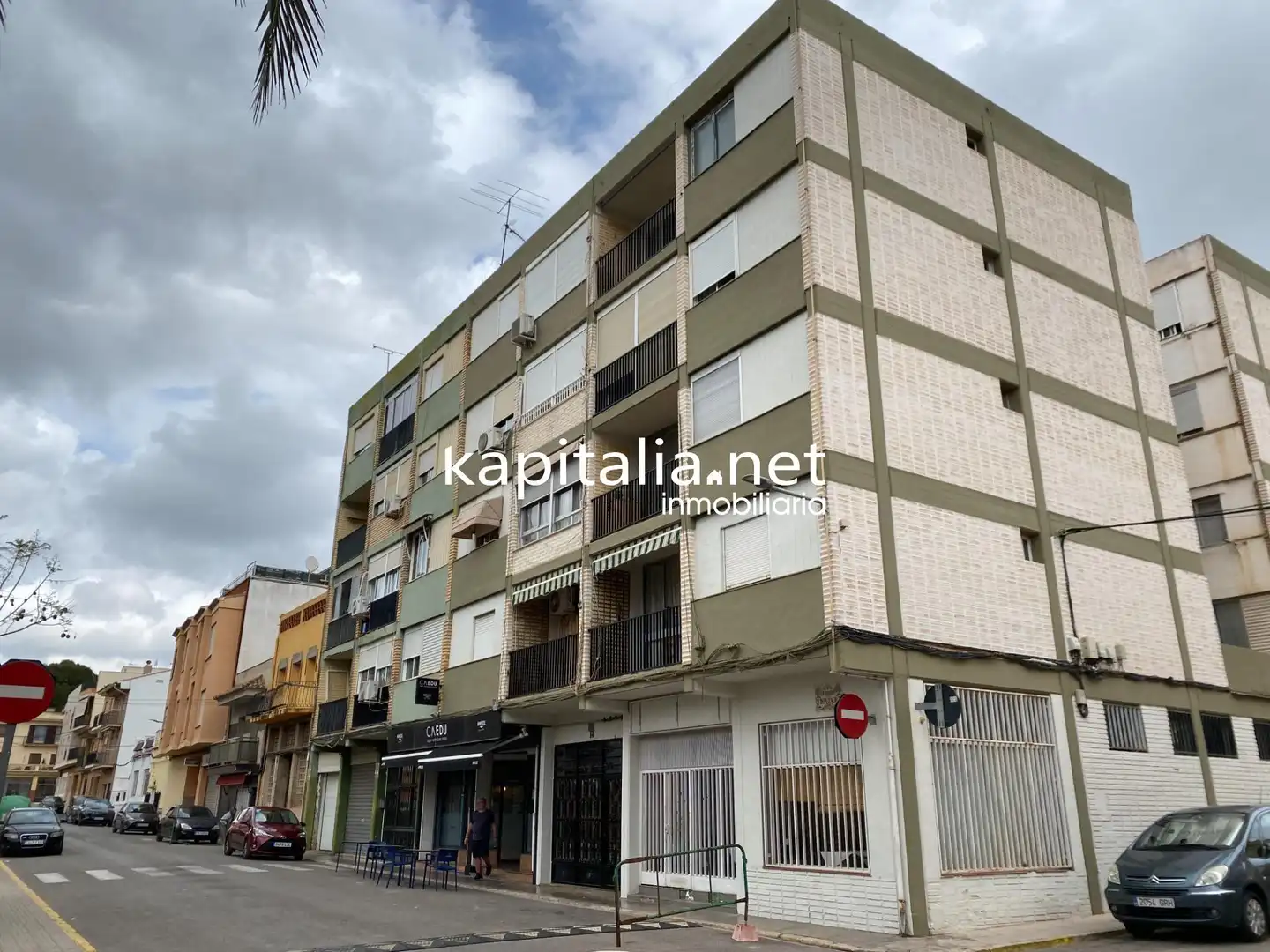 Vista exterior de Piso en venta en L'Alcúdia de Crespins con Aire acondicionado y Amueblado
