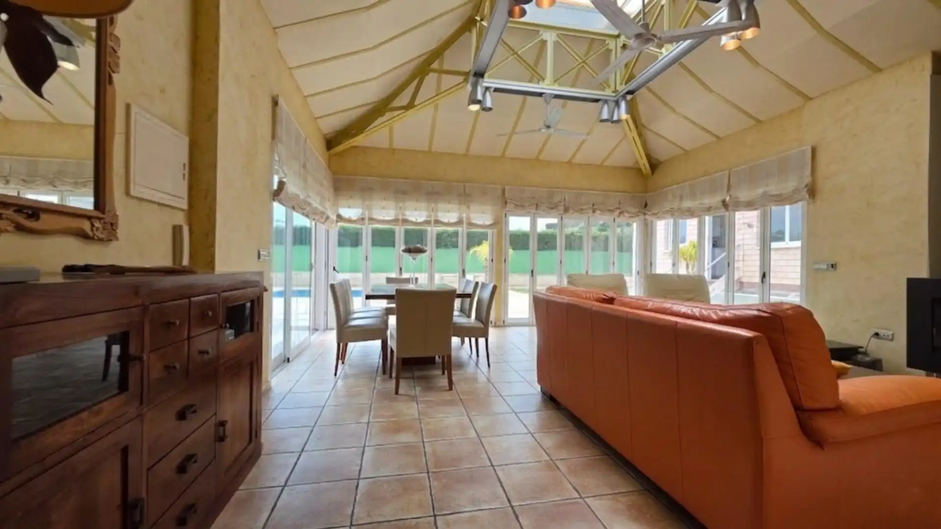 Dining room of Houses for sale in Elche / Elx  with Air Conditioner, Private garden and Parquet flooring