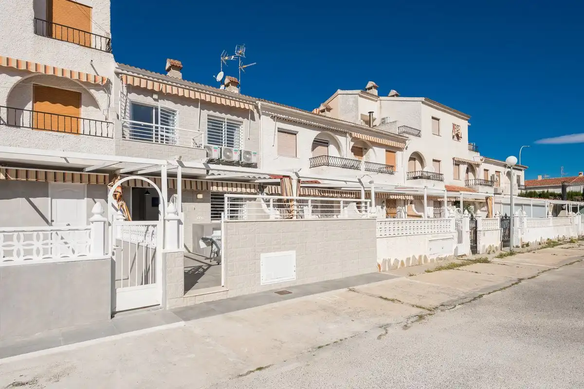 Casa pareada con terraza en venta en Calle Biar, imagen 26