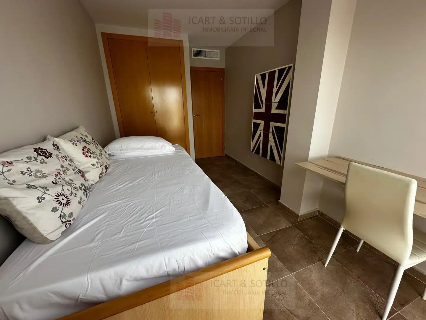 Schlafzimmer von Dachboden zur Miete in San Jorge / Sant Jordi mit Klimaanlage, Heizung und Privatgarten