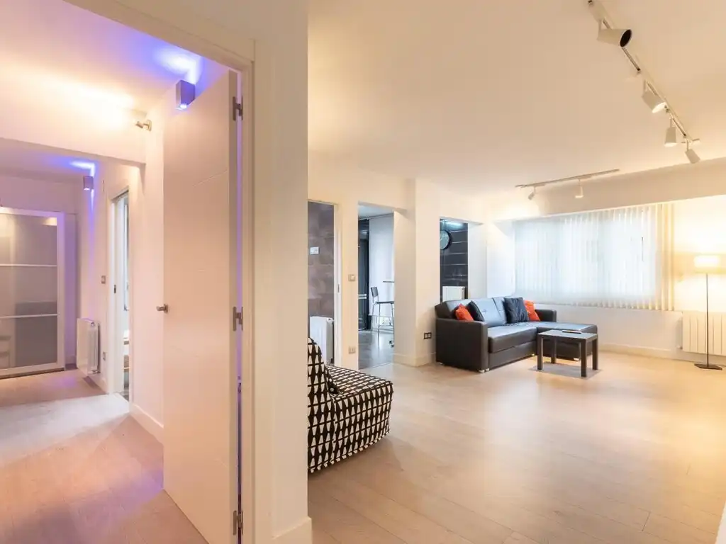 Flat for rent in Girona  with Air Conditioner, Furnished and Pets allowed