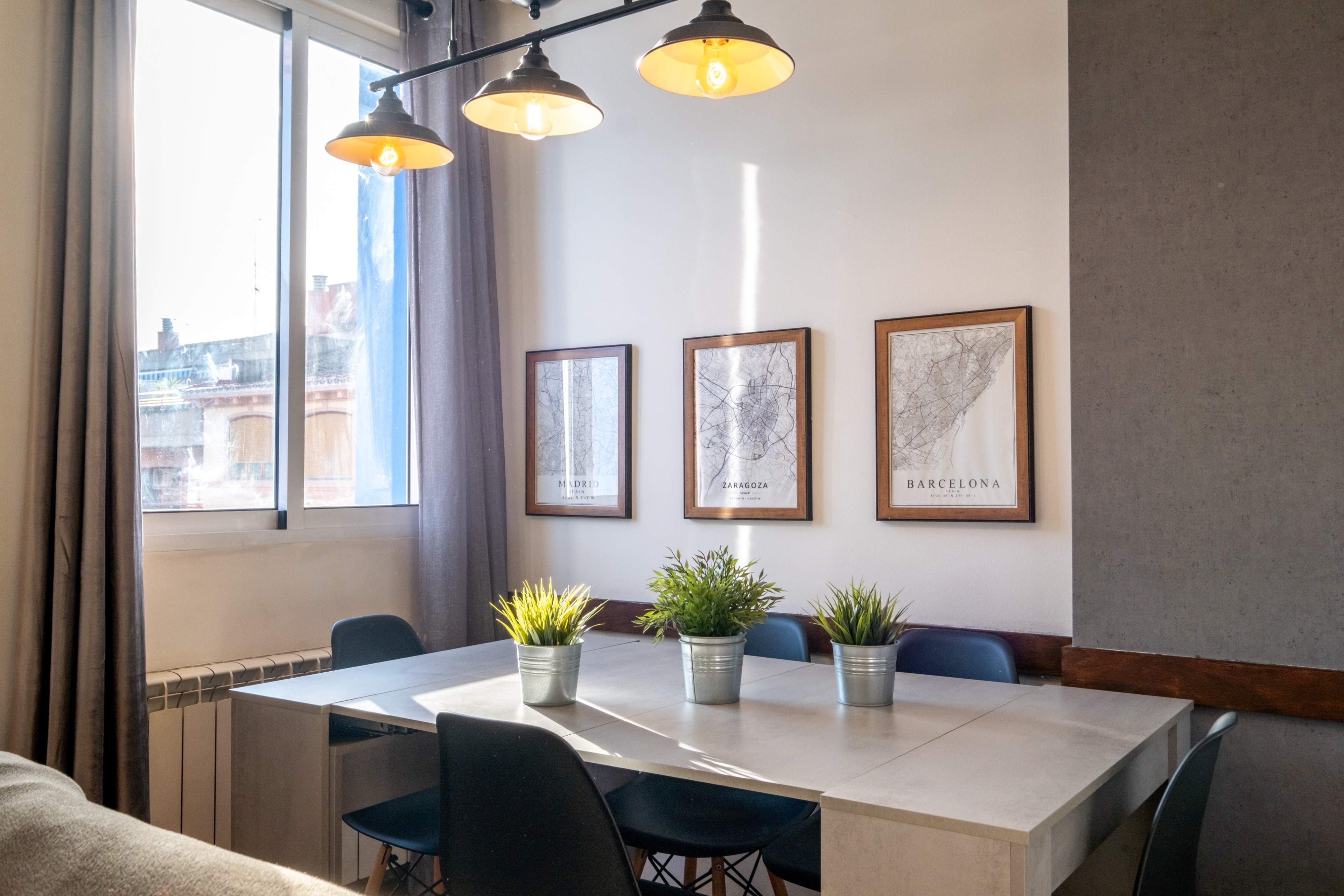 Menjador de Pis en venda en  Zaragoza Capital amb Calefacció