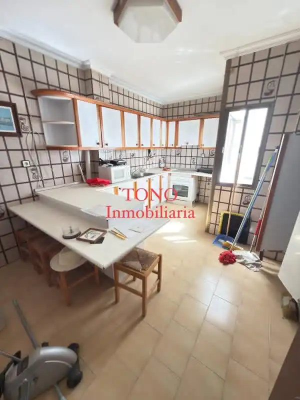 Küche von Wohnung zum Verkauf in Écija mit Balkon
