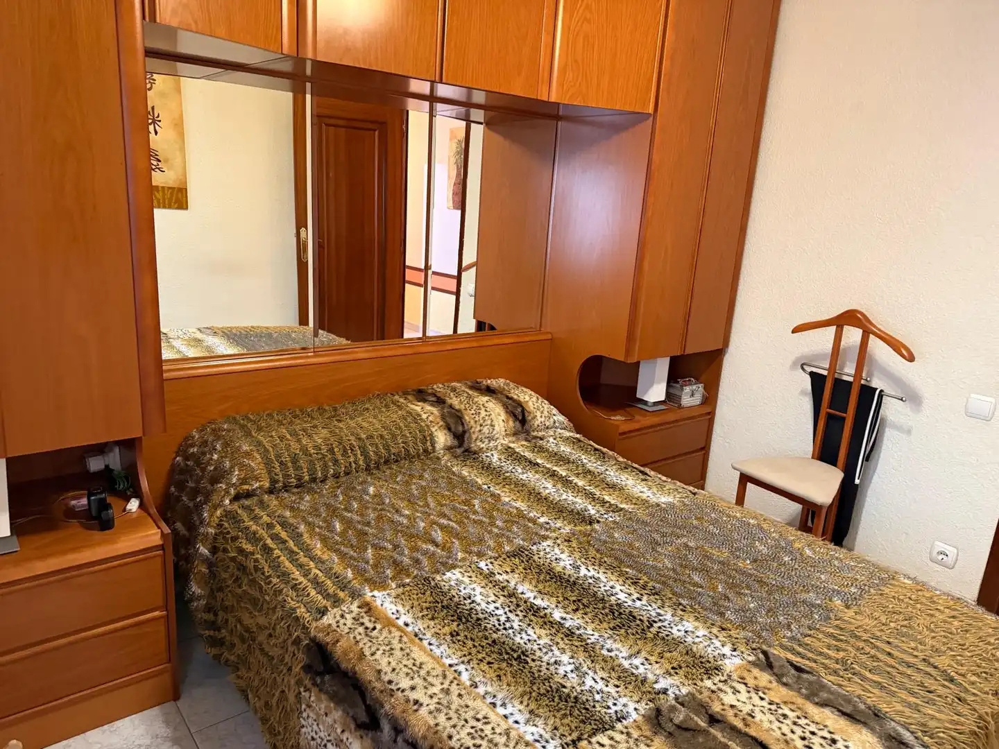 Dormitori de Pis en venda en Zaragoza amb Aire condicionat i Balcó