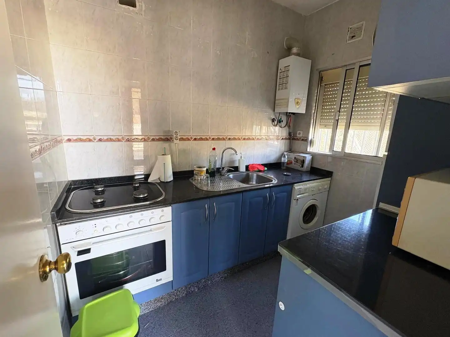 Cuina de Casa o xalet en venda en Almensilla amb Piscina comunitària