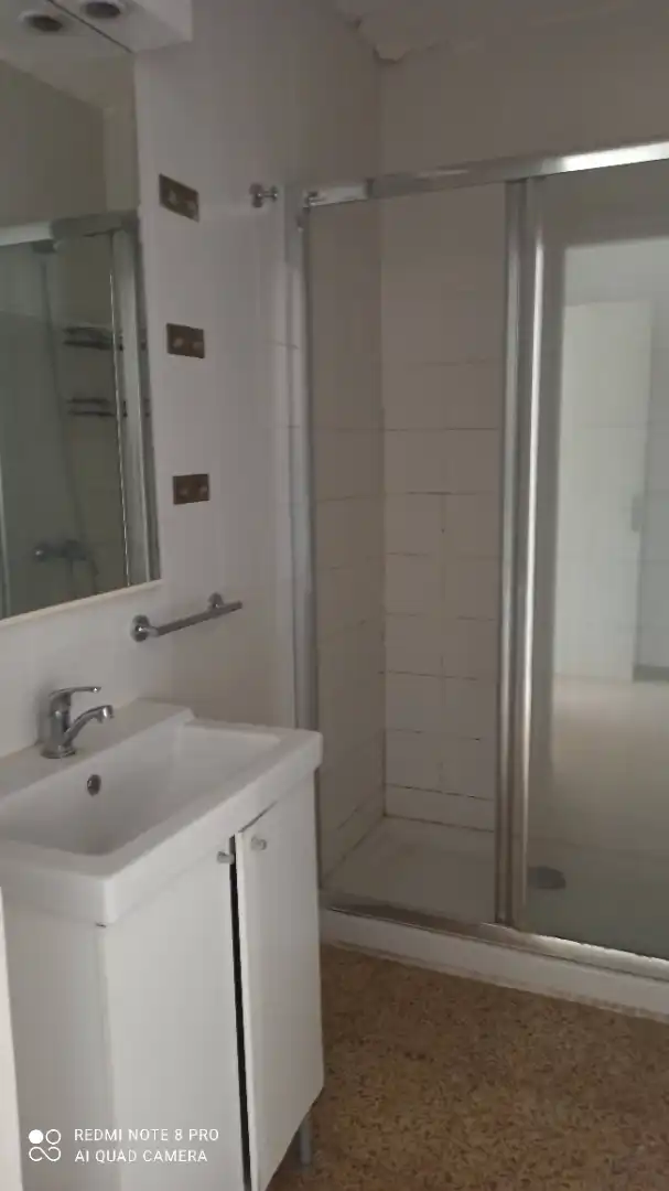 Baño de Piso en venta en Cunit con Aire acondicionado, Trastero y Balcón