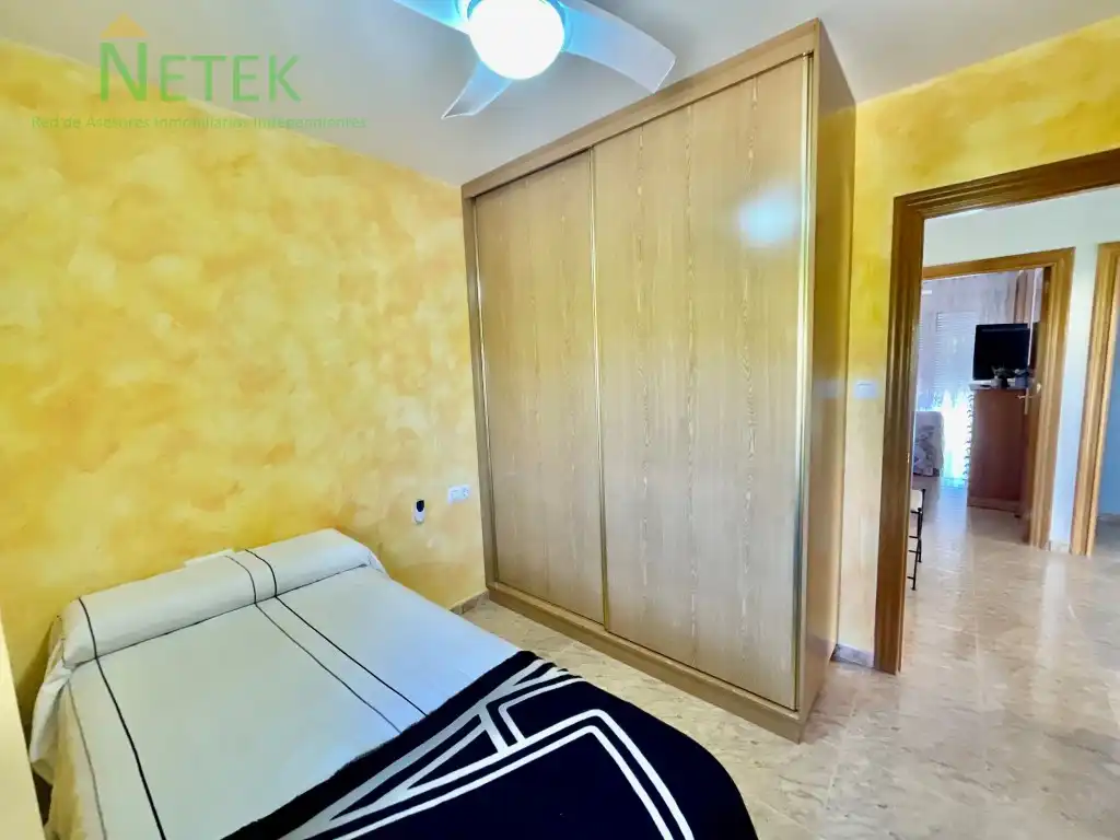 Habitación de Dúplex en venta en Murcia