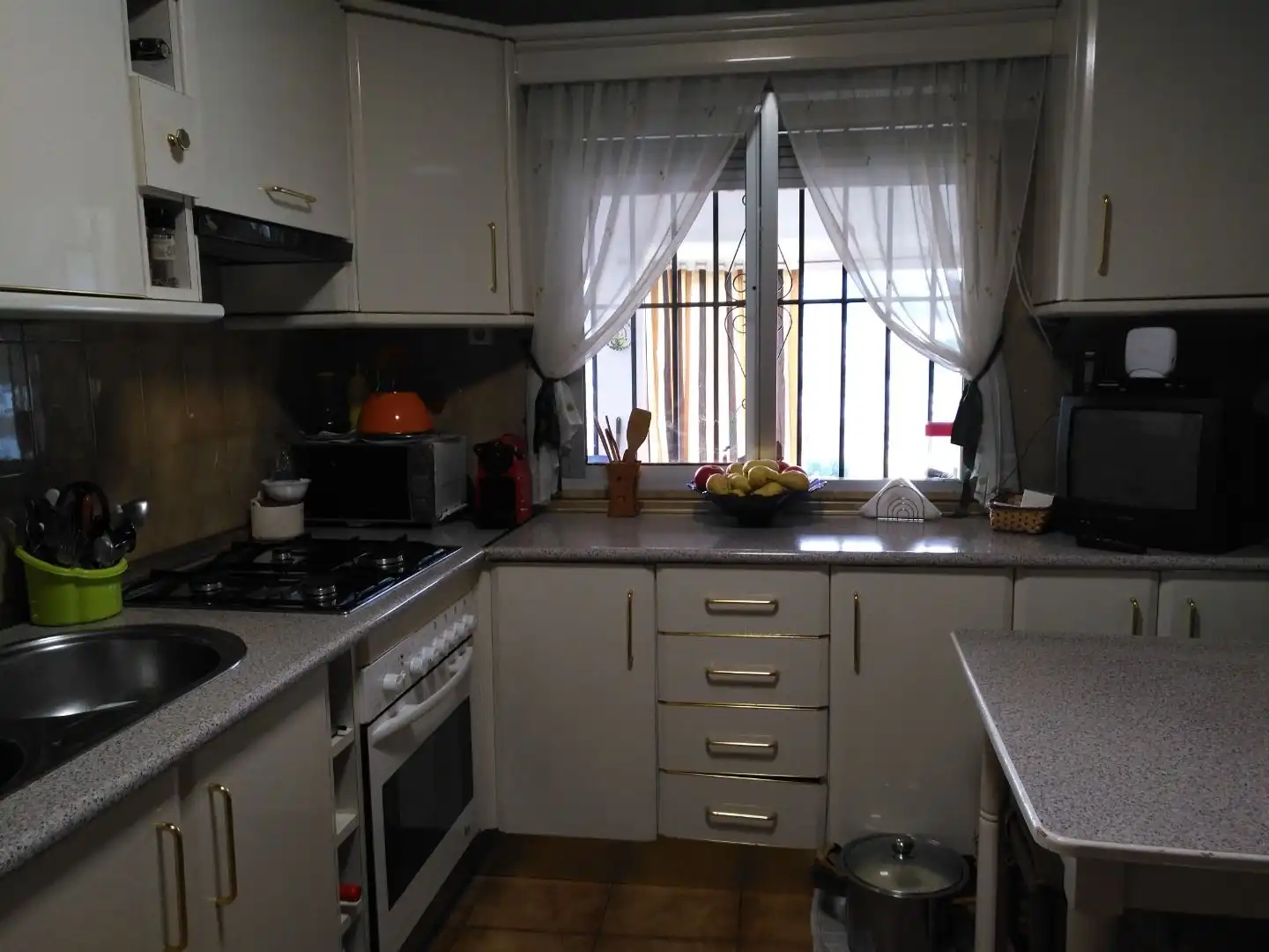 Kitchen of Country homes for sale in Ubrique  with Private garden, Terrace and Storage room