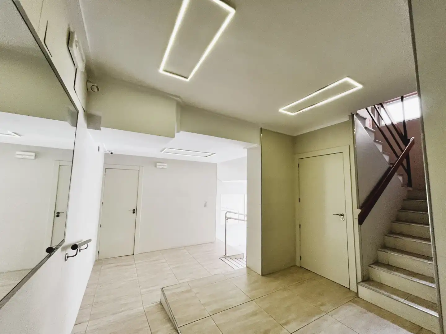 Piso con terraza en venta en Calle Luis Barcala, imagen 33