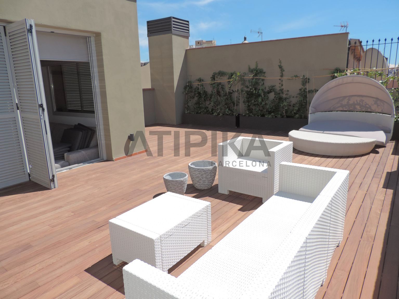 Terrassa de Àtic de lloguer en  Barcelona Capital amb Aire condicionat, Parquet i Terrassa