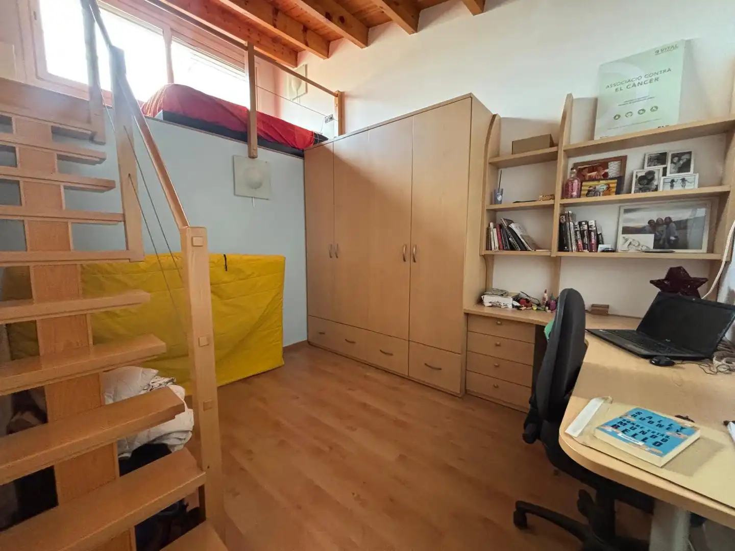 Casa aparellada en venda a Centre - Sant Oleguer, imagen 9