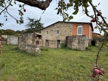 Maison à vendre à A Peroxa