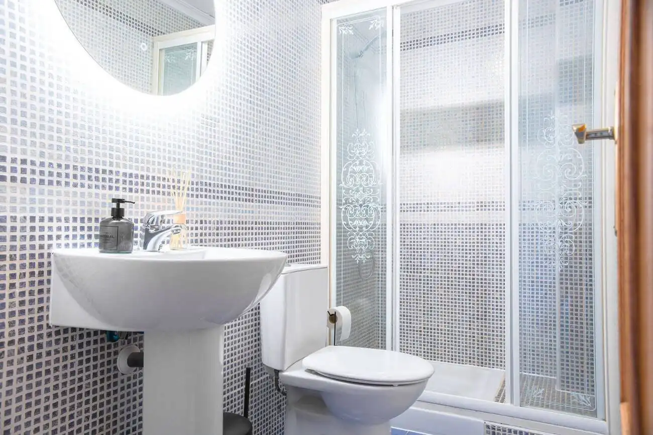 Baño de Apartamento en venta en Canuta