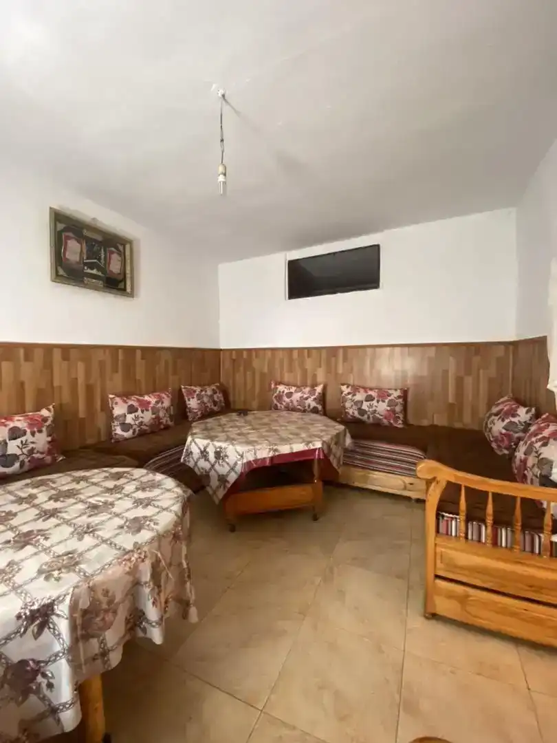 Sala d'estar de Casa adosada en venda en Casatejada amb Aire condicionat