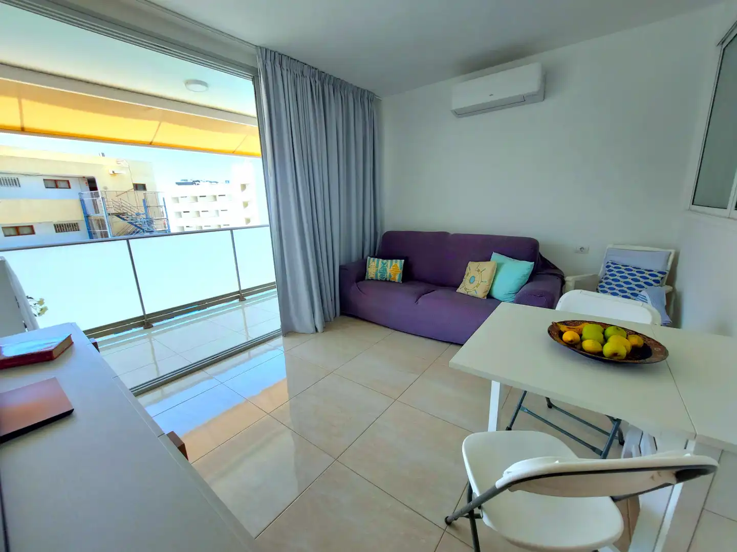 Terraza de Apartamento de alquiler en San Bartolomé de Tirajana con Aire acondicionado, Amueblado y Lavadora