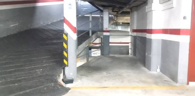 Garaje en Alquiler en Passeig Maragall en Navas