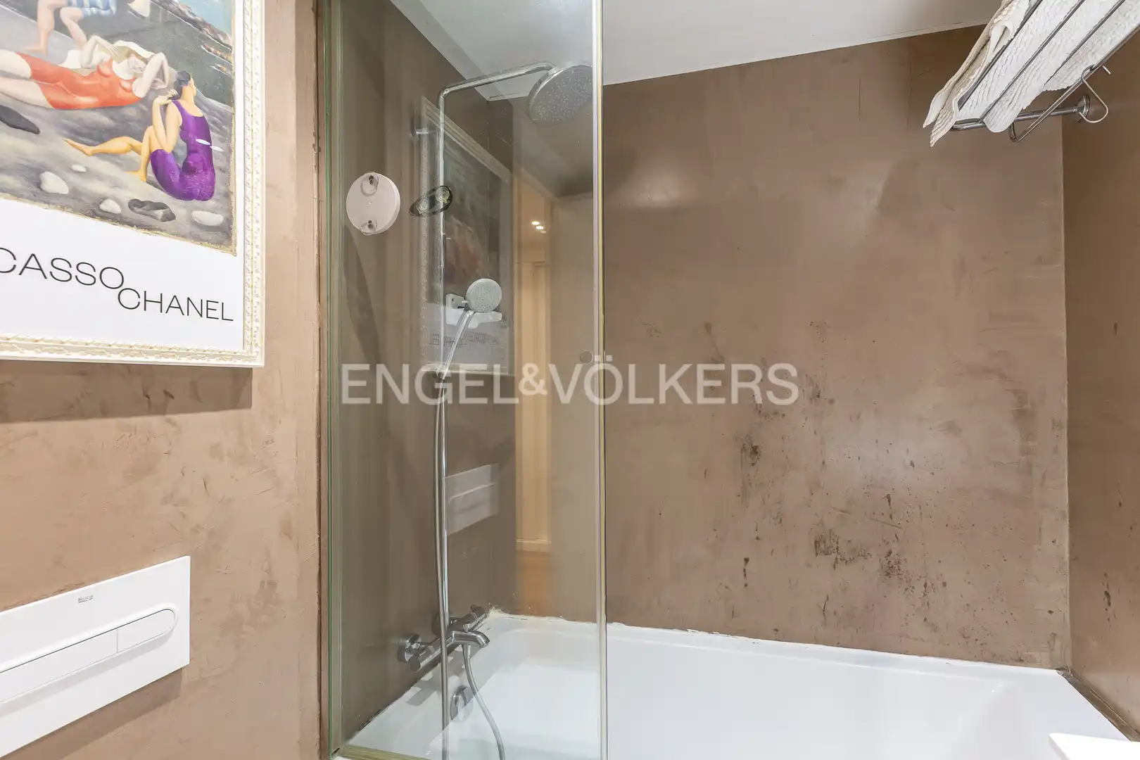 Baño de Apartamento en venta en Madrid con Calefacción