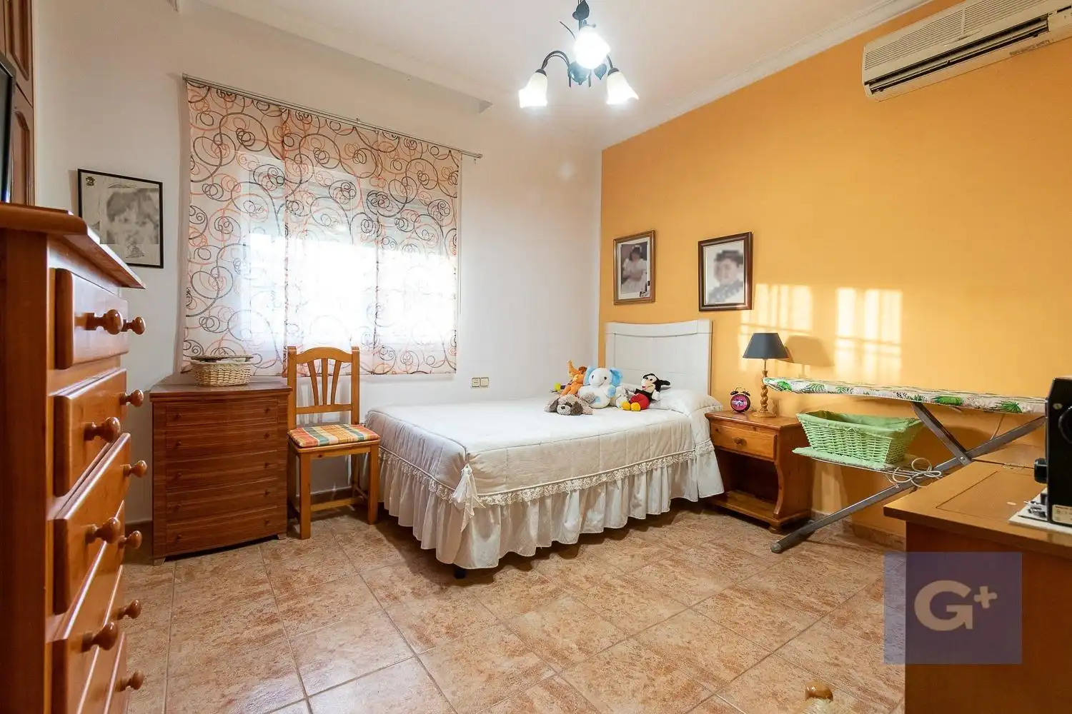 Bedroom of Houses for sale in El Puerto de Santa María  with Air Conditioner, Heating and Private garden