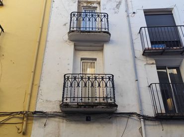 House for sale in Castello