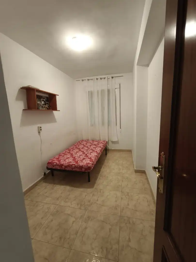 Dormitori de Pis en venda en Sevilla amb Aire condicionat, Calefacció i Terrassa