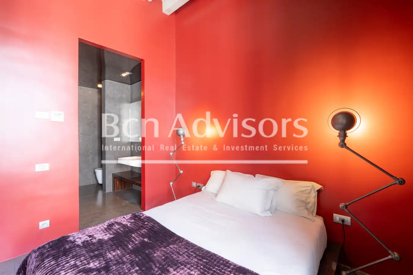 Schlafzimmer von Dachboden zur Miete in Barcelona mit Klimaanlage, Heizung und Terrasse