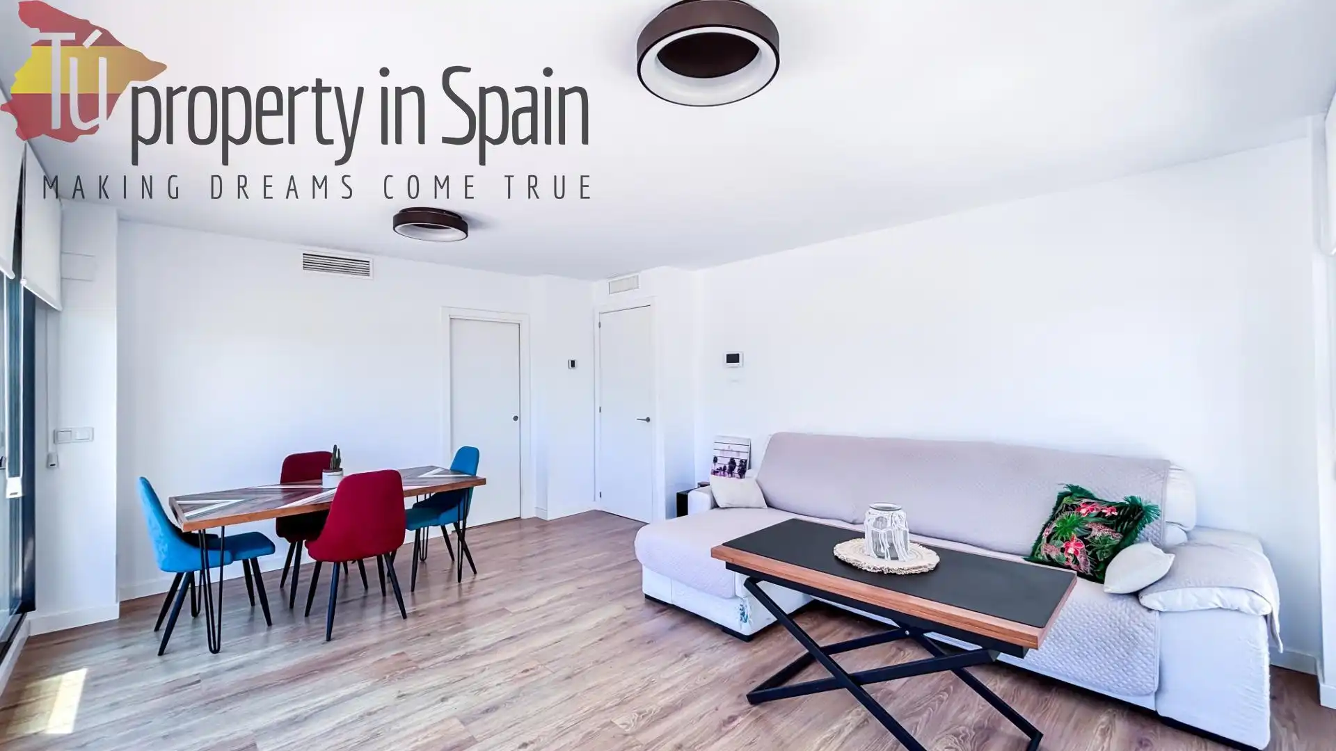Sala de estar de Piso para compartir en Alicante / Alacant con Terraza, Amueblado y Piscina comunitaria