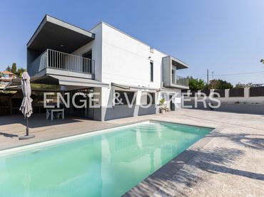 Casa amb piscina en venda a Calicanto - Cumbres de Calicanto - Santo Domingo