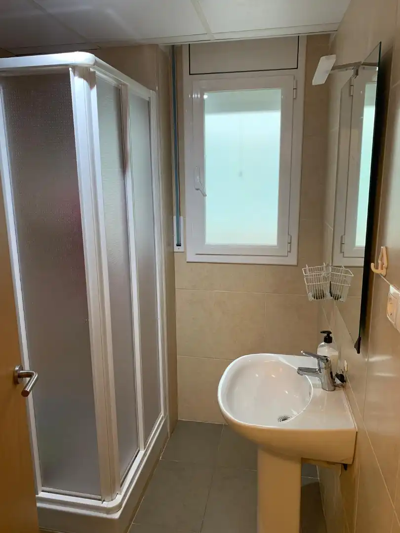 Baño de Apartamento en venta en Vinaròs con Aire acondicionado, Terraza y Amueblado
