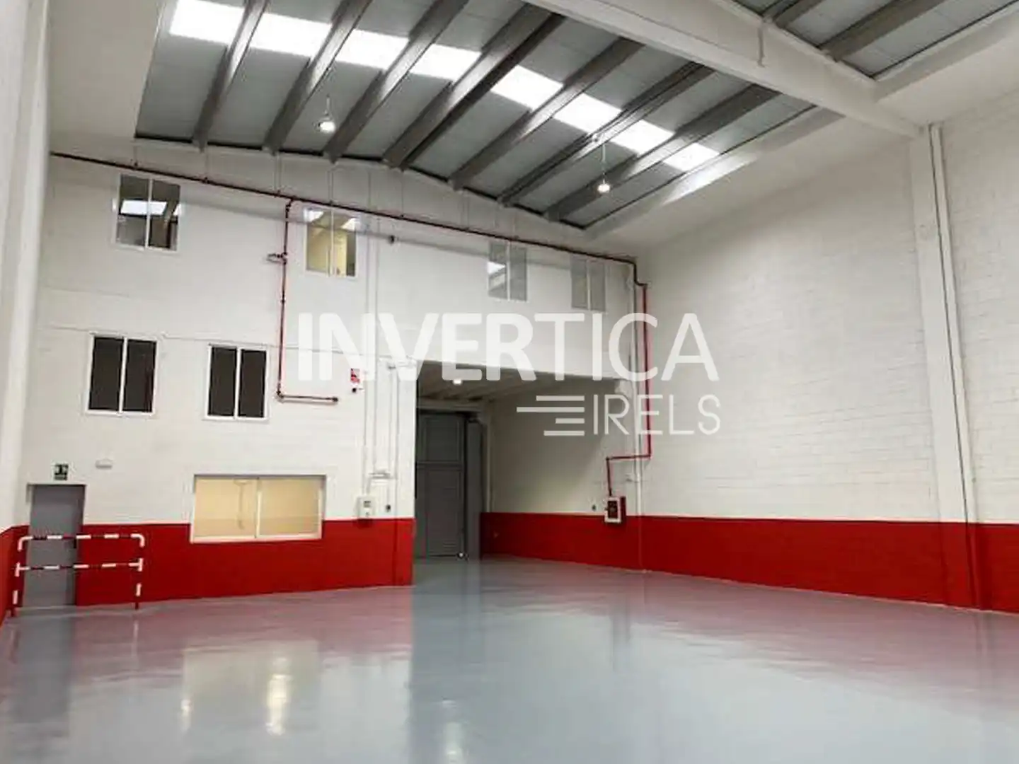 Nave industrial de alquiler en Sant Feliu de Llobregat con Calefacción