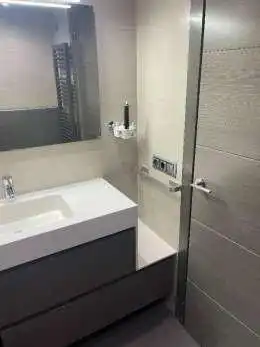 Bany de Pis en venda en Terrassa amb Aire condicionat, Calefacció i Forn