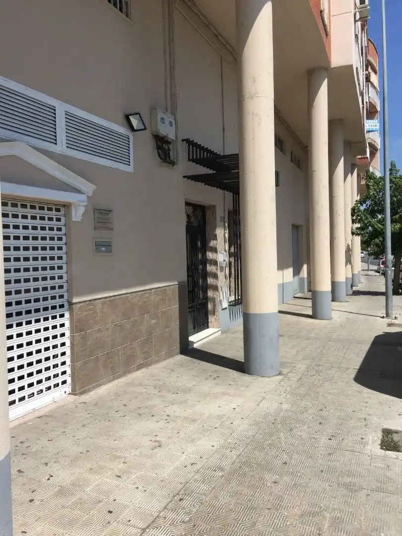 Vista exterior de Pis de lloguer en Plasencia amb Calefacció, Moblat i Forn