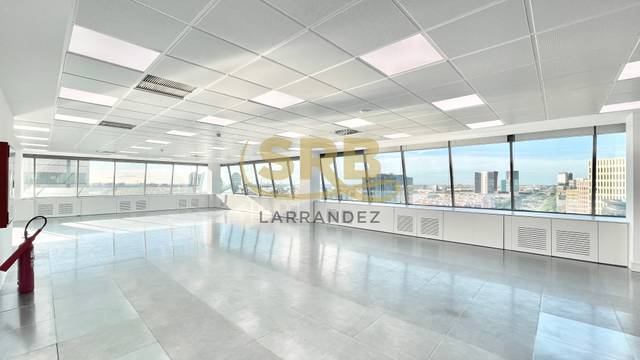 Oficina en Alquiler en Gran Via de les Corts Catalanes en La Bordeta