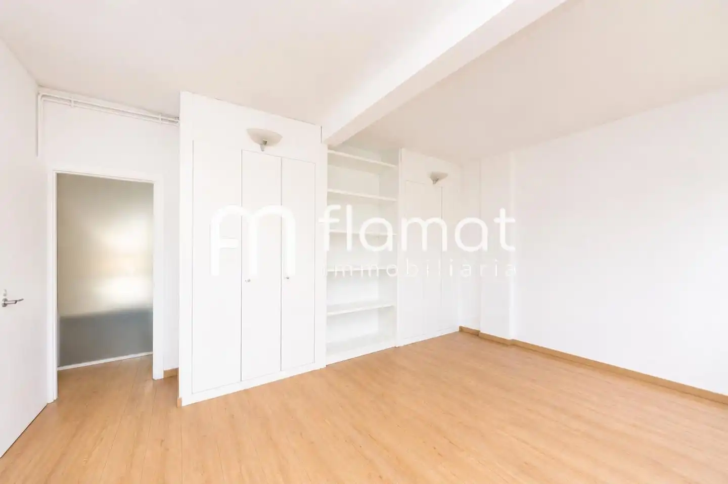 Schlafzimmer von Wohnung zum Verkauf in Barcelona mit Klimaanlage