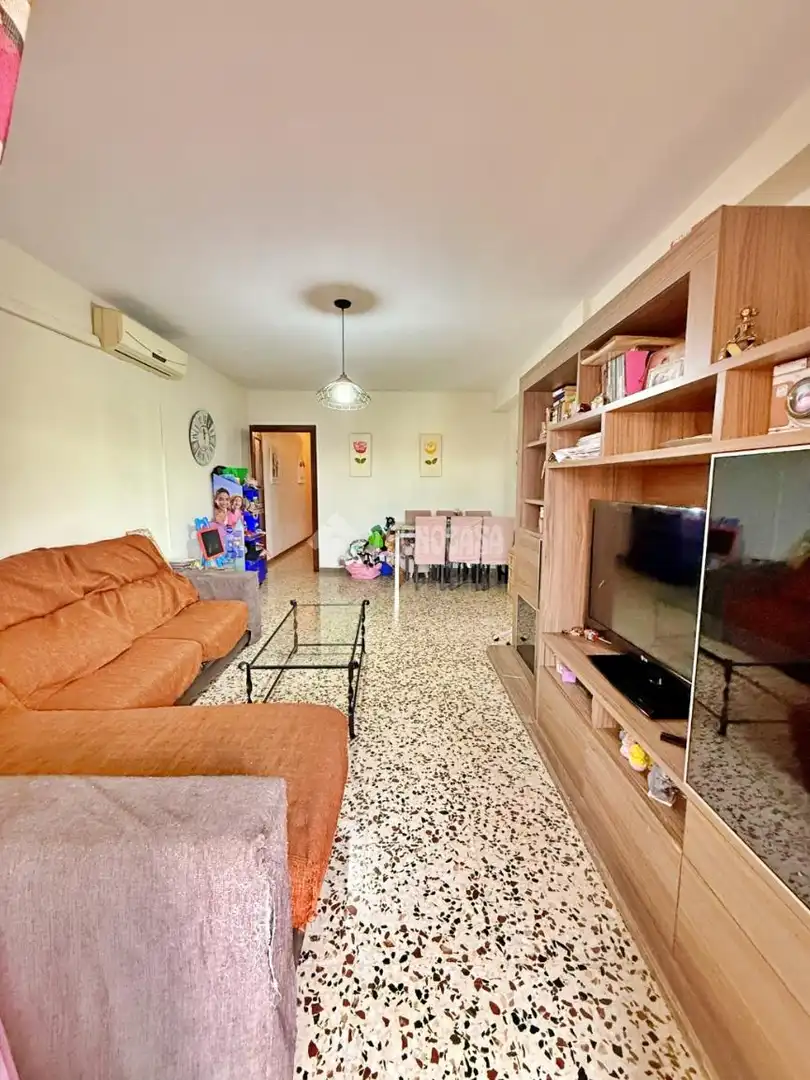 Sala d'estar de Pis en venda en El Ejido