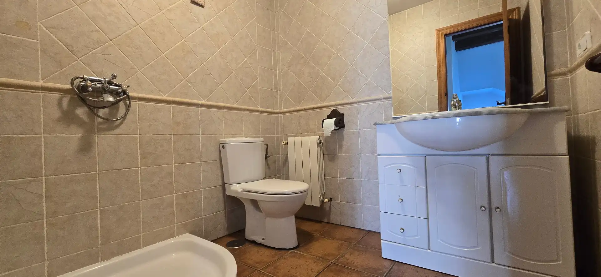 Baño de Casa o chalet en venta en Villacastín con Calefacción, Jardín privado y Horno