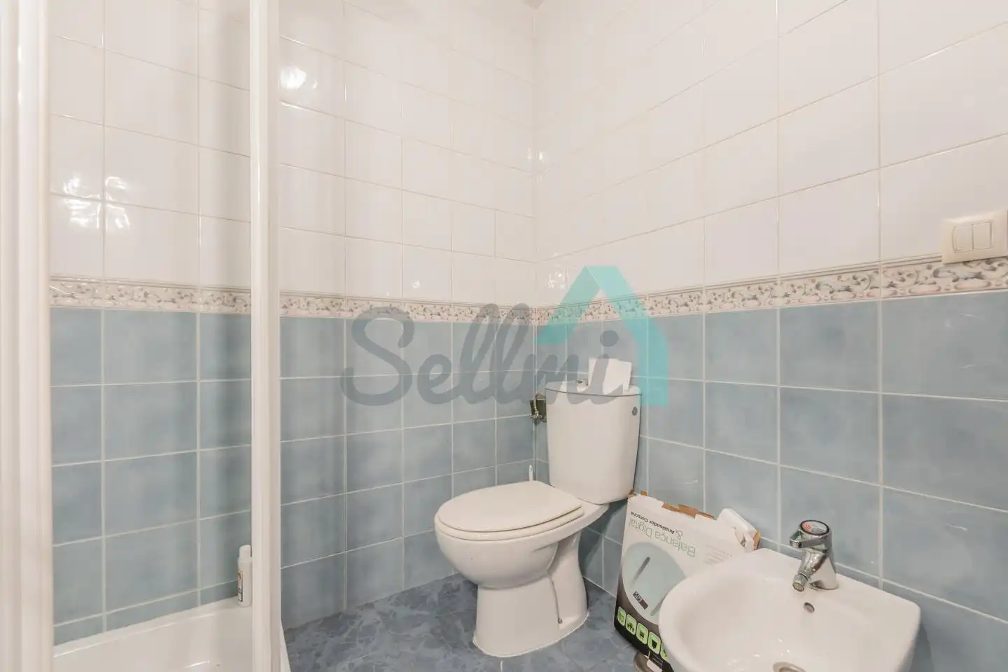 Bany de Casa o xalet en venda en Llanes amb Calefacció, Jardí privat i Parquet