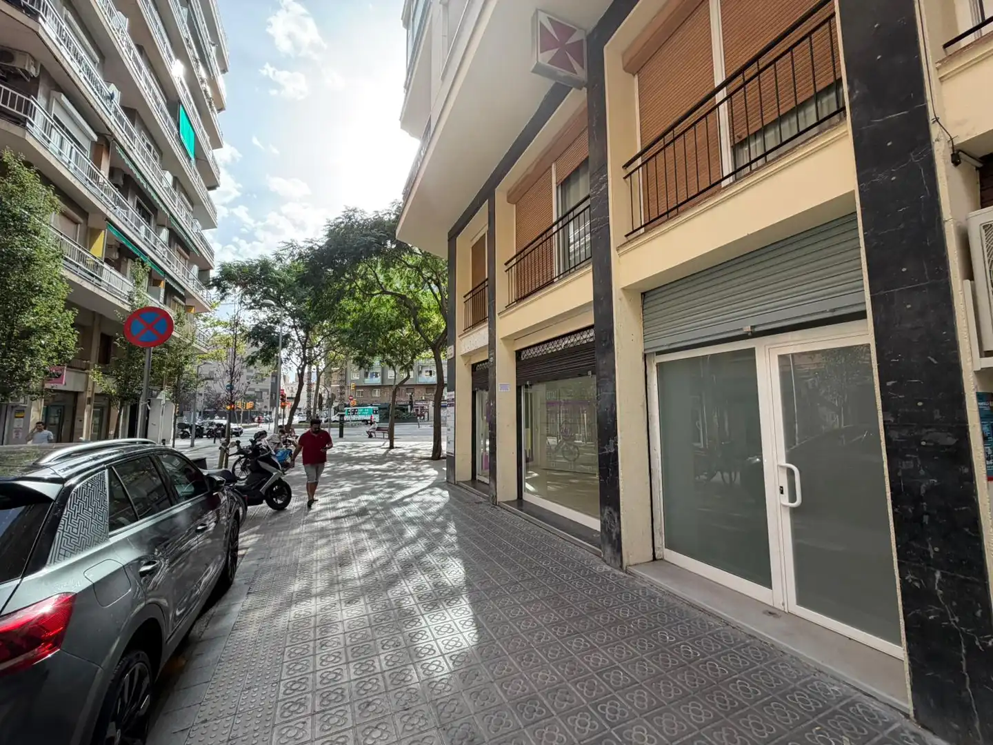 Local de lloguer a Carrer del Regent Mendieta, 1, La Maternitat i Sant Ramon