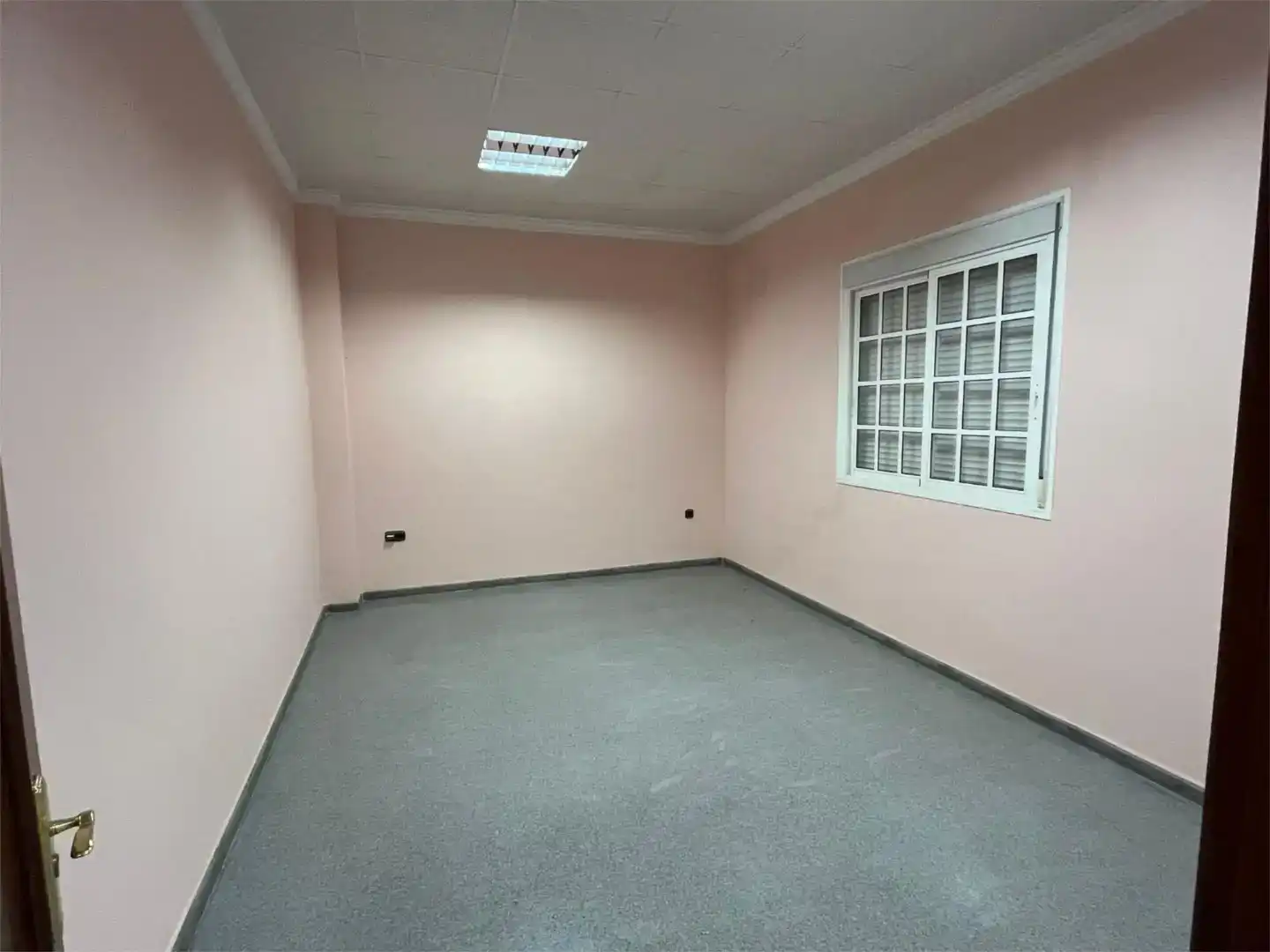 Nave industrial en venta en La Puebla del Río
